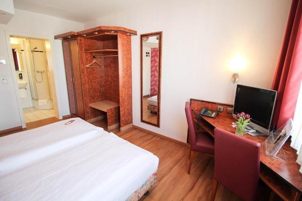 Miramar Am Römer Hotel 3*